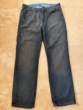 DKNY Men's Straight Leg Jeans in Faded Navy